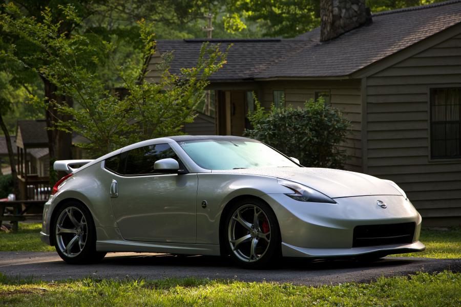  Nissan 370Z Nismo 2015 года  (US) (фото 48 из 62)